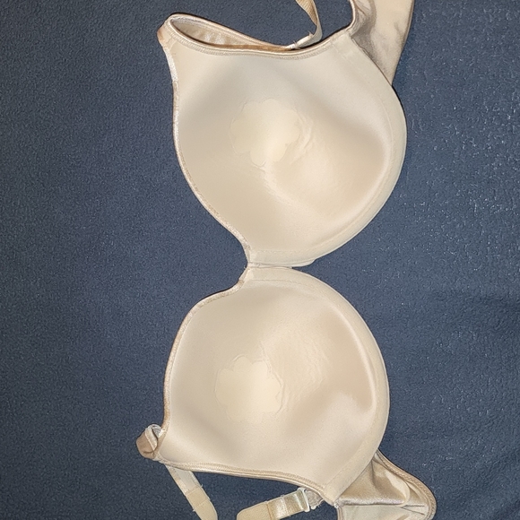 26DD Bra - Picture 2 of 5